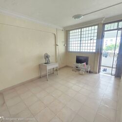 Blk 445 Tampines Street 42 (Tampines), HDB 3 Rooms #637739671